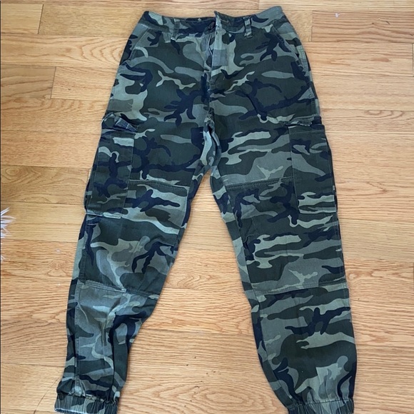 windsor camo pants